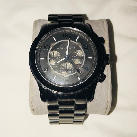 Michael Kors watch - Picture 3 of 3